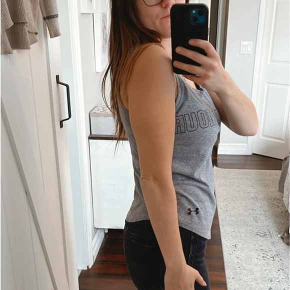 Under armour Tank - Picture 2 of 2